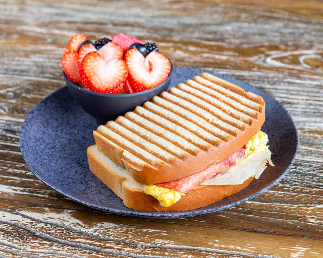 Deli Omelette Sammie.