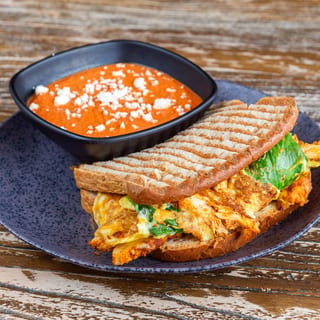 Momma's Omelette Sammie